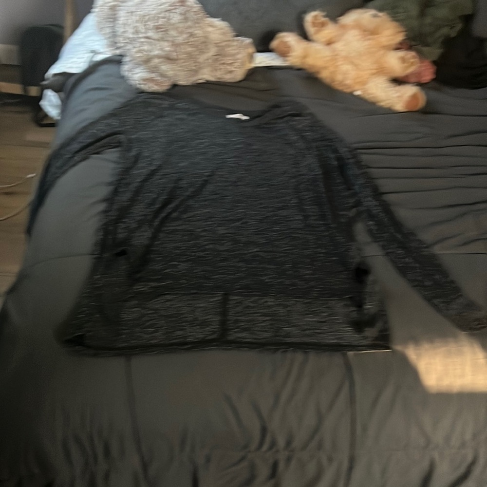 Black long sleeve v neck